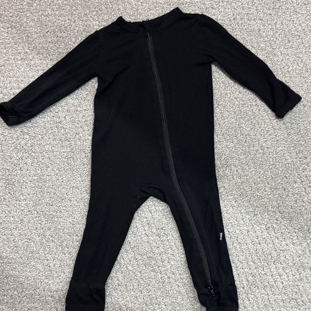 Kyte BABY Midnight Black Kids Footie